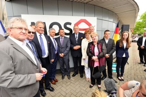 An "Open Service Centre for Germany" (MOSA) for border inhabitants from the Sarre-Moselle territory